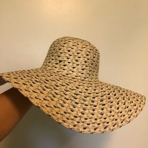 Floppy Wide Brim Summer Straw Hat